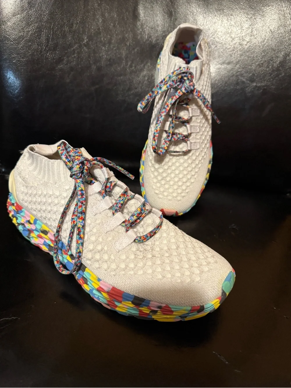 Nobull Diamond Knit Runner sneakers White/multi color women’s size 8